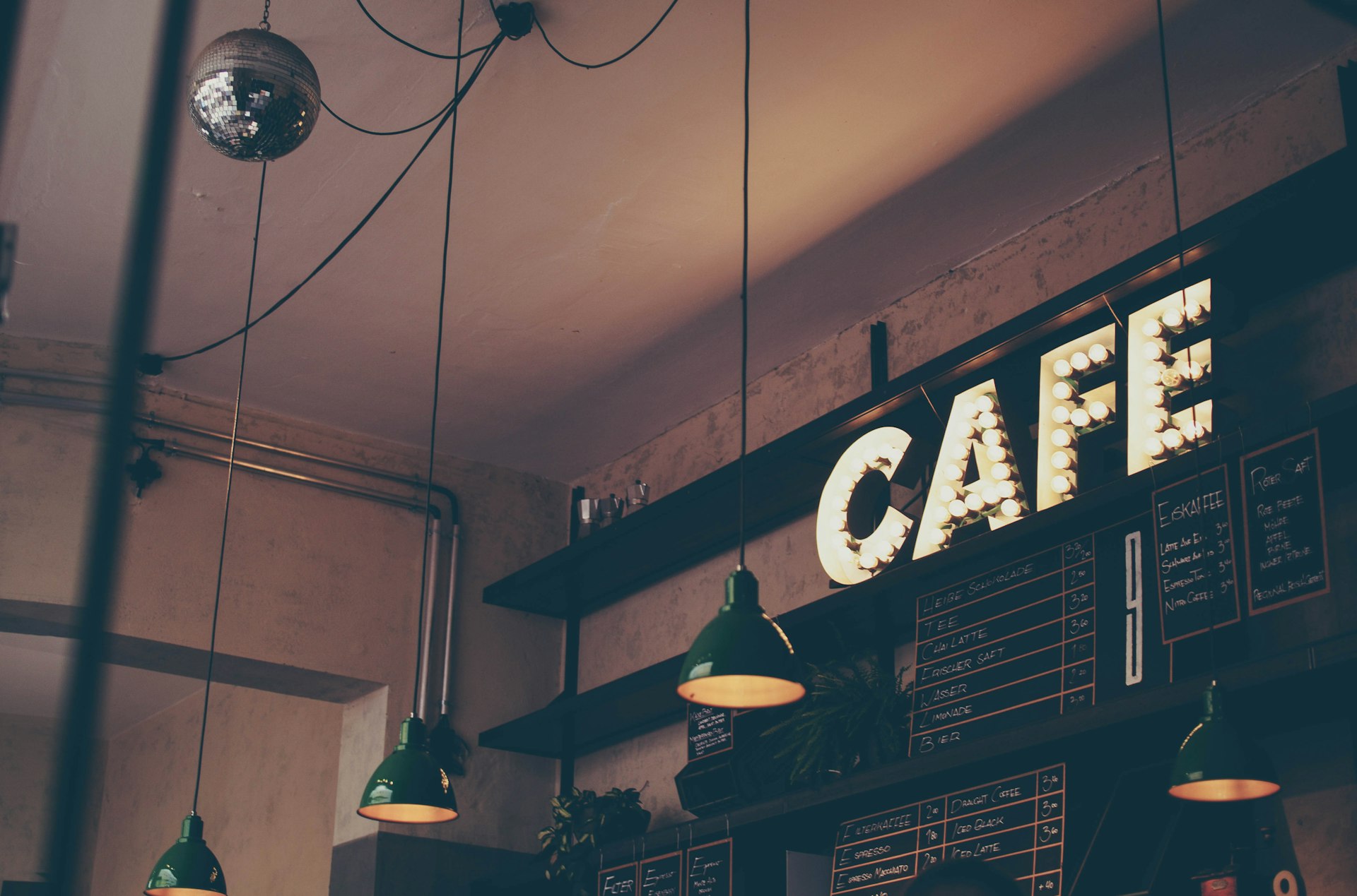 Cafe Lifestyle